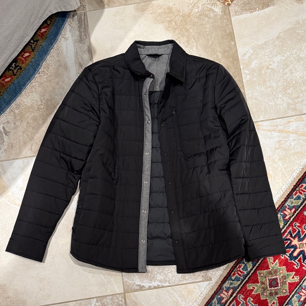The North Face Men's Black Lightweight Quilted Jacket